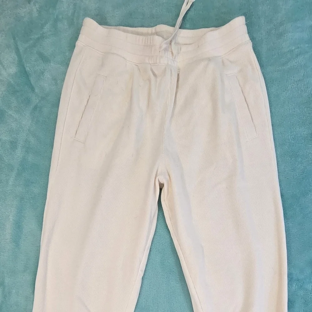 ABERCROMBIE & FITCH, Cozy Cream Jogger Pants🌸 - Picture 2 of 8